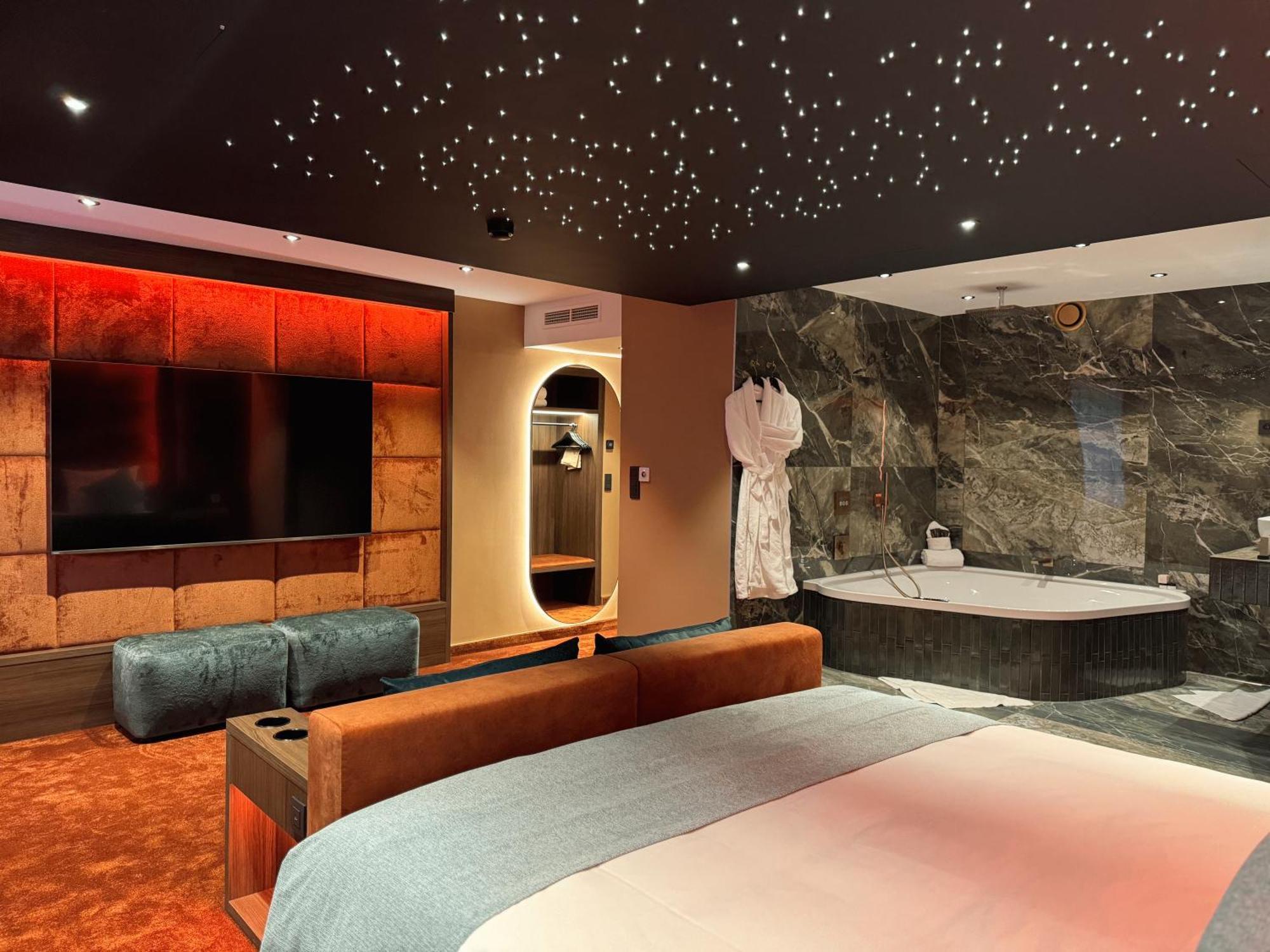 Hotel Restaurant Van Der Valk Nivelles-Sud Экстерьер фото