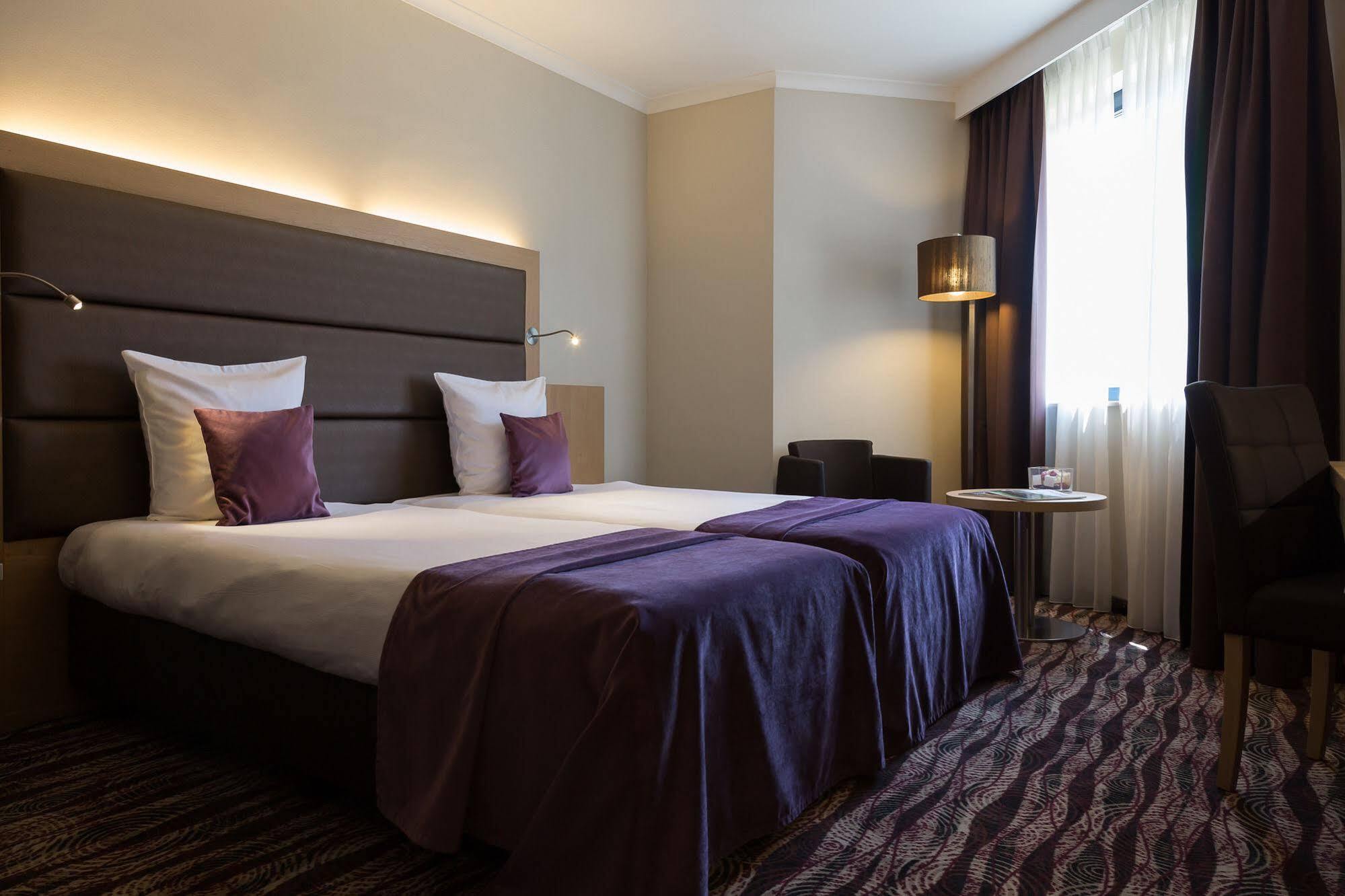 Hotel Restaurant Van Der Valk Nivelles-Sud Экстерьер фото